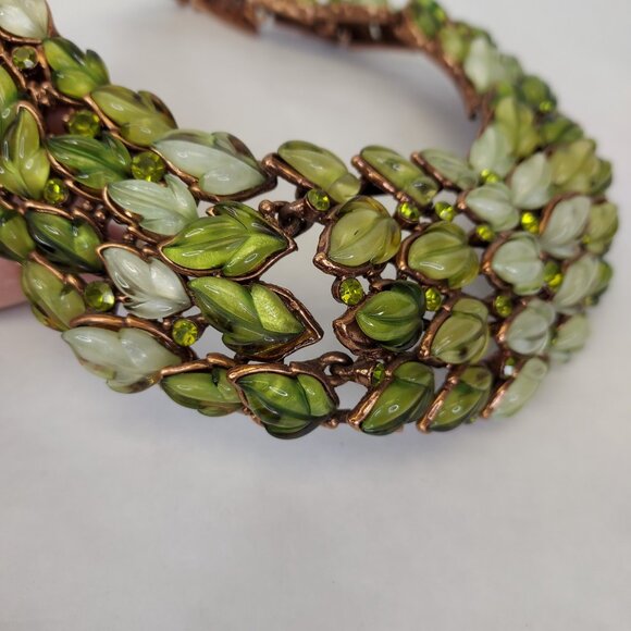 Vintage Copper Lucite Leaves Set Choker Necklace Post Earrings Green Rhinestone - Picture 12 of 16